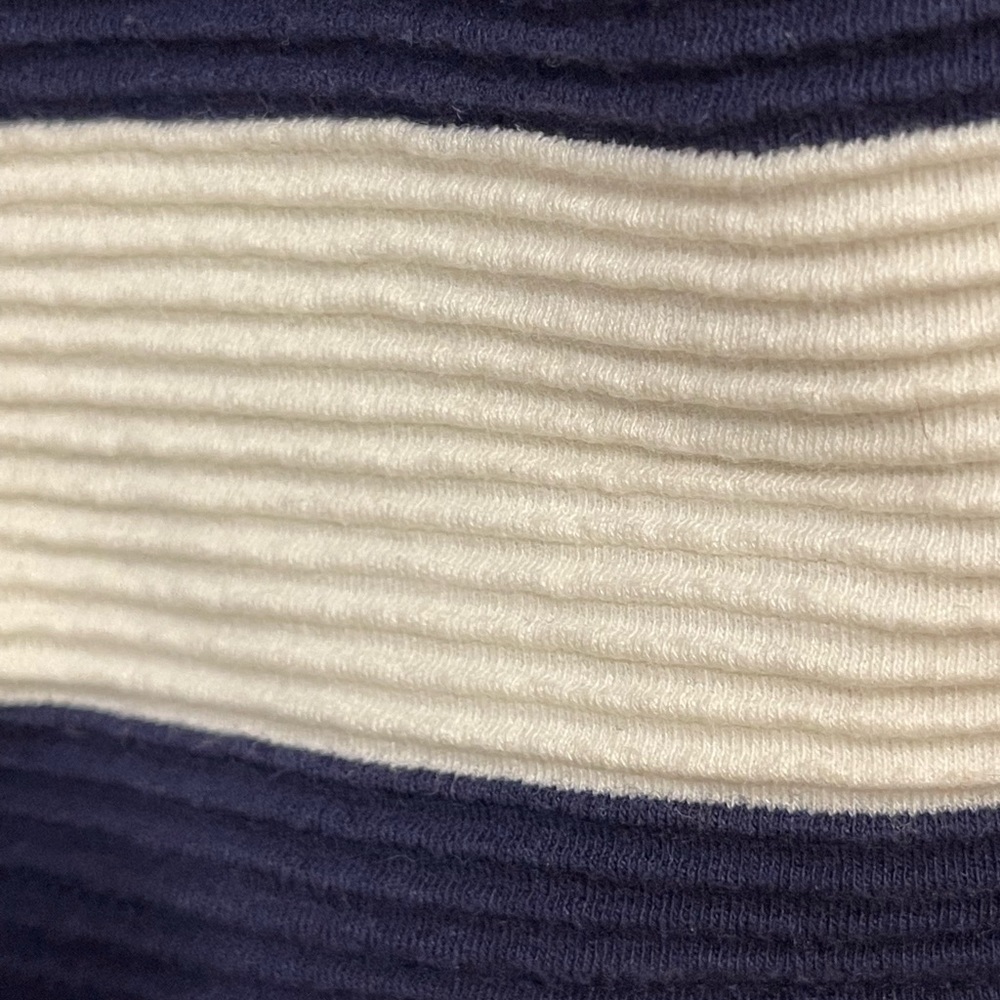 Vineyard Vines Dress - Picture 6 of 8